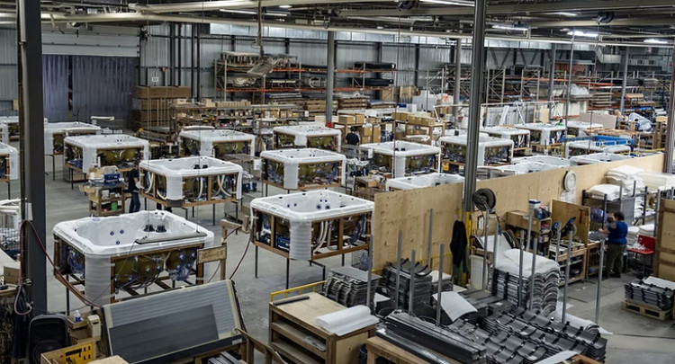 Usine Be Well Canada Spa ligne d'assemblage de spas