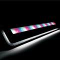 Blade Light : inovativn&iacute; a designov&eacute; osvětlen&iacute; pro baz&eacute;ny