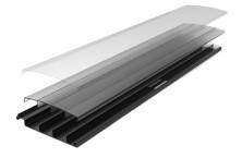 Polycarbonat-Lamellen und integrierte Antriebe f&uuml;r Poolabdeckungen von Daisy