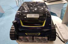FREERIDER&trade;: Fluidra's cordless robotic pool cleaner, chosen as 2024 Product of the Year