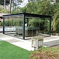 Pergola bioclimatique &agrave; toiture modulable
