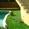 Une gamme compl&egrave;te de gazons synth&eacute;tiques pour piscines et spas
