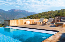 Couverture Premium, hors-sol ou immerg&eacute;e banquette de Maytronics