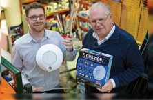 La lampe &agrave; LED FlowBright se dote d&rsquo;une nouvelle batterie rechargeable