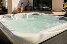 Holl&rsquo;s by Hanscraft : l'excellence du spa sign&eacute;e Poolstar