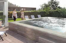 ICONIA, la nouvelle mini-piscine &agrave; d&eacute;bordement s'installe facilement partout