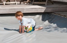 La couverture piscine 4 saisons d'Oase : s&eacute;curit&eacute;, &eacute;conomies, propret&eacute;