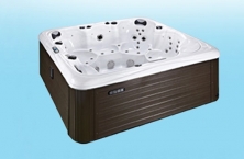 La nouvelle collection de spas et spas de nage Staging'Spa de PISCINES DUGAIN