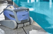 Le nouveau robot piscine Dolphin M600 connect&eacute;