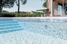 Nouveaux coloris et motifs pour les membranes arm&eacute;es Be Brane de BWT Pool Products
