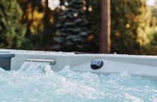 Feel-good bubbles from Microsilk&reg; of Poolstar