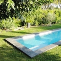 Un couloir de nage monobloc polyester aux dimensions g&eacute;n&eacute;reuses !