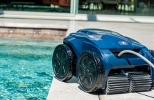 Un nouveau robot nettoyeur RA6900 iQ dans la gamme Alpha iQ de Zodiac&reg;