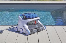 Leistungsstark, designorientiert  und einfach:  Poolroboter der Aquavac&reg; 6-Serie von Hayward