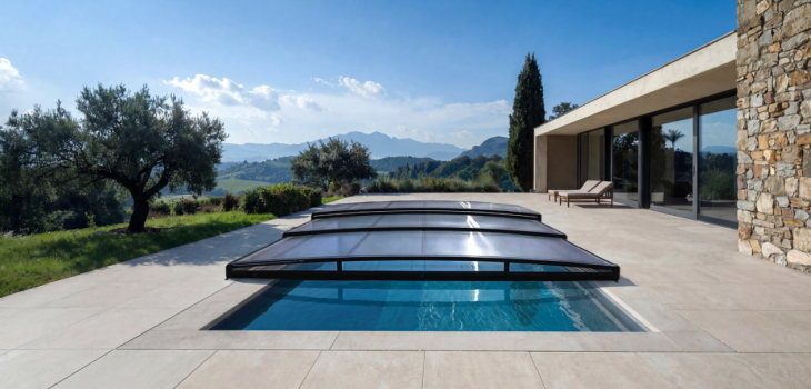 L'abri t&eacute;lescopique piscine ultra-bas Tx