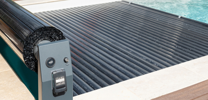Volet piscine automatique en version batterie