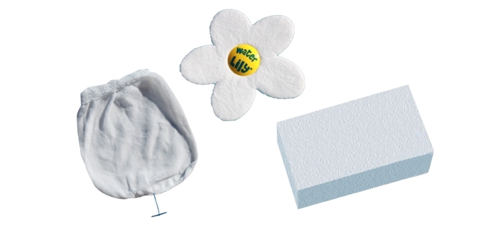 Pr&eacute;filtre Net&rsquo;Skim&reg;, &eacute;ponge Water Lily&reg;, gomme magique Pool&rsquo;Gom&reg;