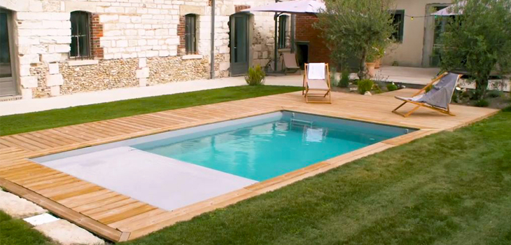 La Piscine Urbaine en bois de BWT Pool Products avec couverture automatique