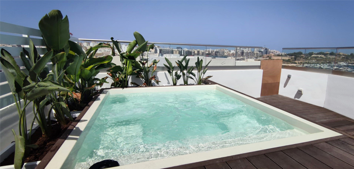 presentation,gamme,piscines,coques,aquacomet,marche,francais