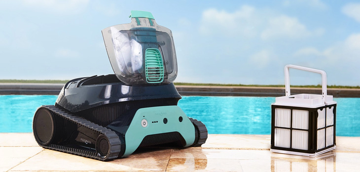Le robot sans fil Dolphin Liberty 300 et son filtre qui s'enl&egrave;ve par le haut du robot Maytronics