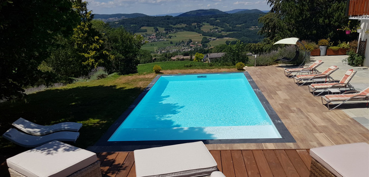 Piscine &eacute;quip&eacute;e du syst&egrave;me de nage &agrave; turbine HydroStar