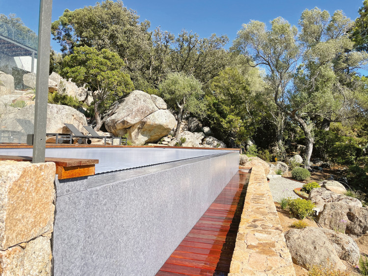 T&A now meets the safety issue of deck-level and infinity pools