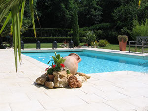 piscine priv&Atilde;&copy;e &Atilde;&copy;quip&Atilde;&copy;e Sikaplan