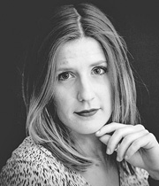  EXTRABAT Oph&Atilde;&copy;lie, Coordinatrice marketing