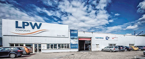 Entr&Atilde;&copy;e usine et showroom LPW